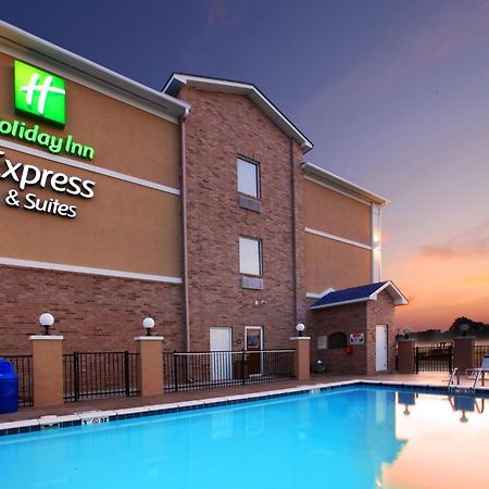 Holiday Inn Express Hotel & Suites Clarksville Exterior photo